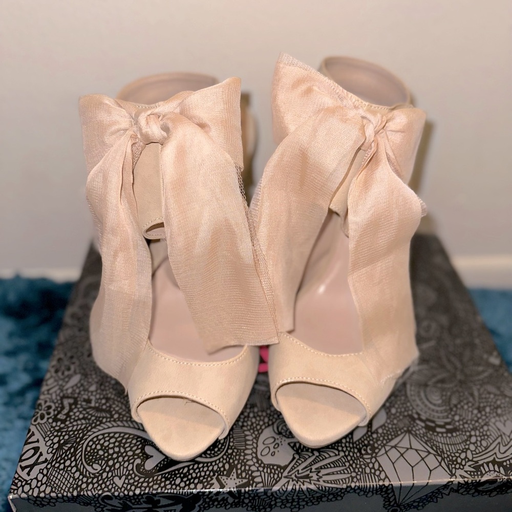 Mix No. 6 M-Bowie Lace Bow Peep Toe Sandal